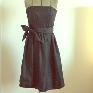 100% silk strapless White House black market LBD